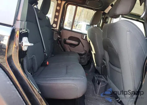 2021 Jeep Wrangler Unlimited Sport z USA, uszkodzony, nr VIN 1C4HJXDN5MW741746